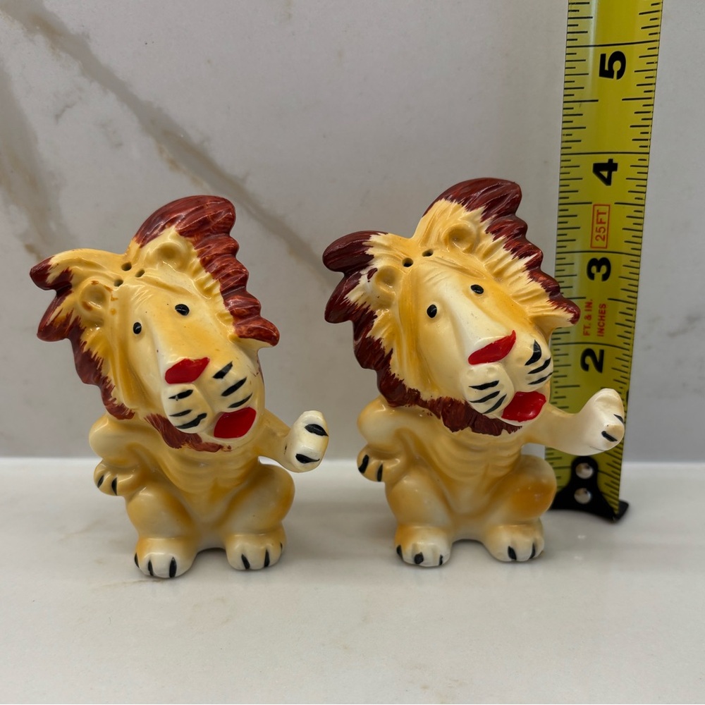 Vintage Anthropomorphic Lion Salt & Pepper Shaker Set MCM Japan - Picture 7 of 8
